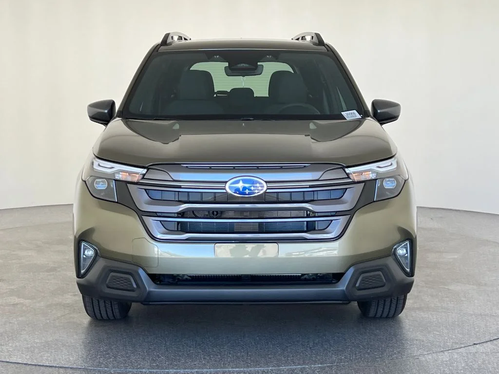 New 2026 AUTUMN GREEN METALLIC Subaru Premium image 10