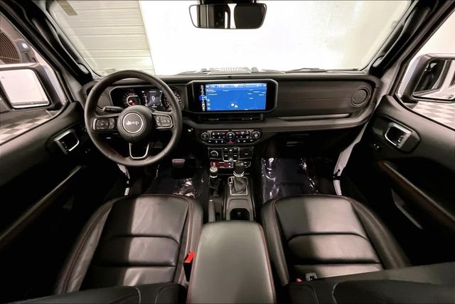 Used 2024 Bright White Clearcoat Jeep Rubicon image 17