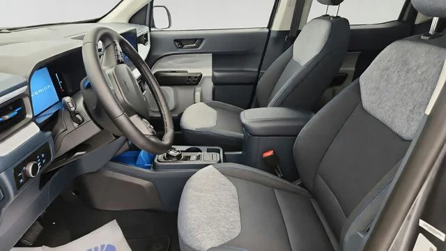 New 2026 Carbonized Gray Metallic Ford XLT image 11