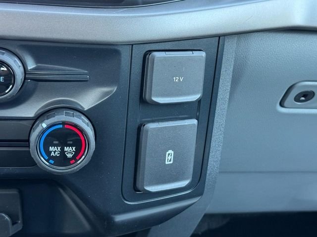 New 2026 Carbonized Gray Metallic Ford XLT image 13