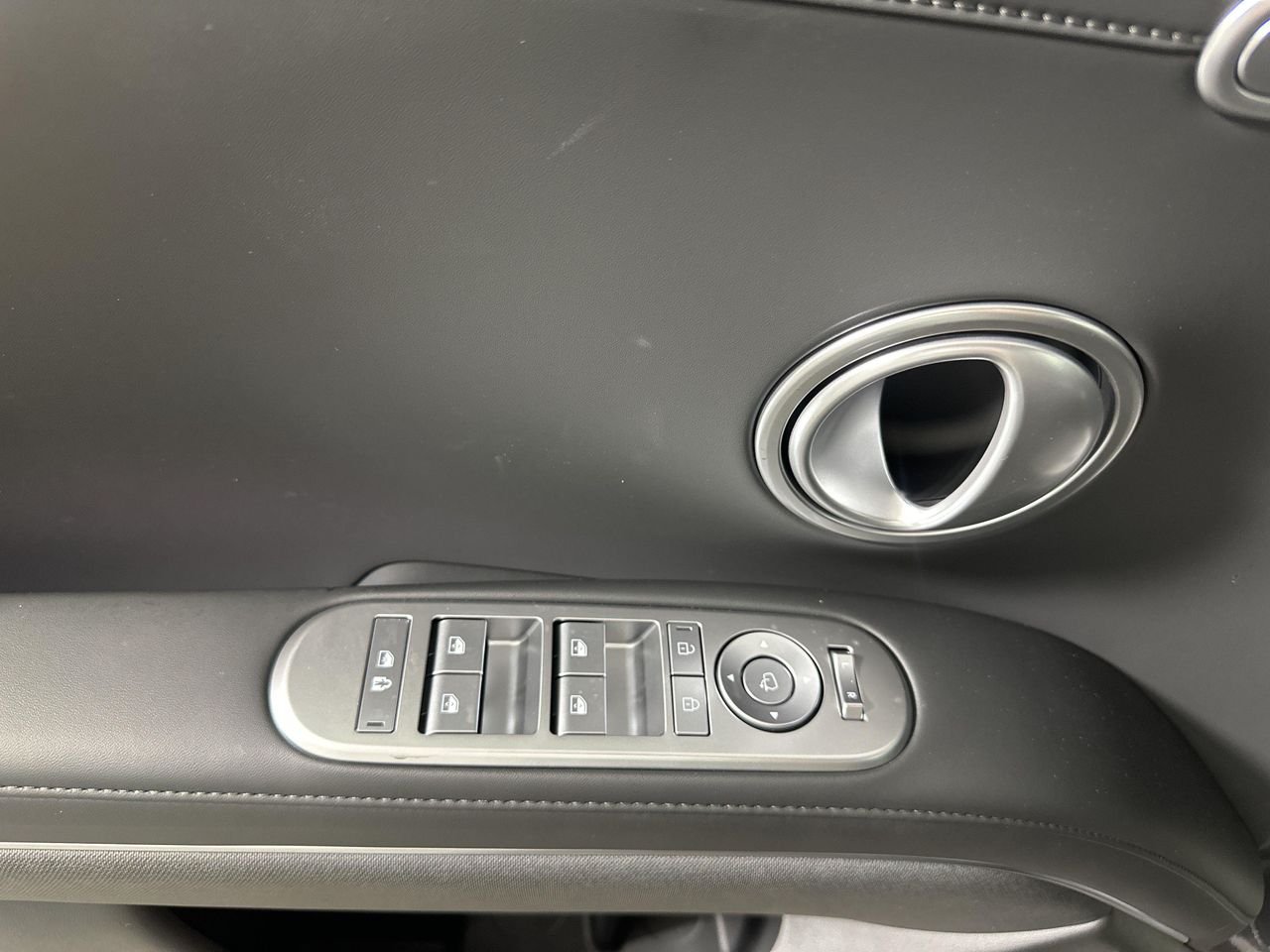 New 2026 Ecotronic Gray Pearl Hyundai Calligraphy image 11
