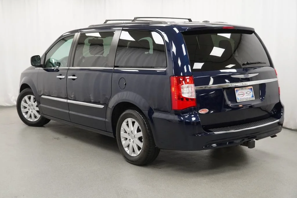 Used 2016 Blue Chrysler Touring image 30