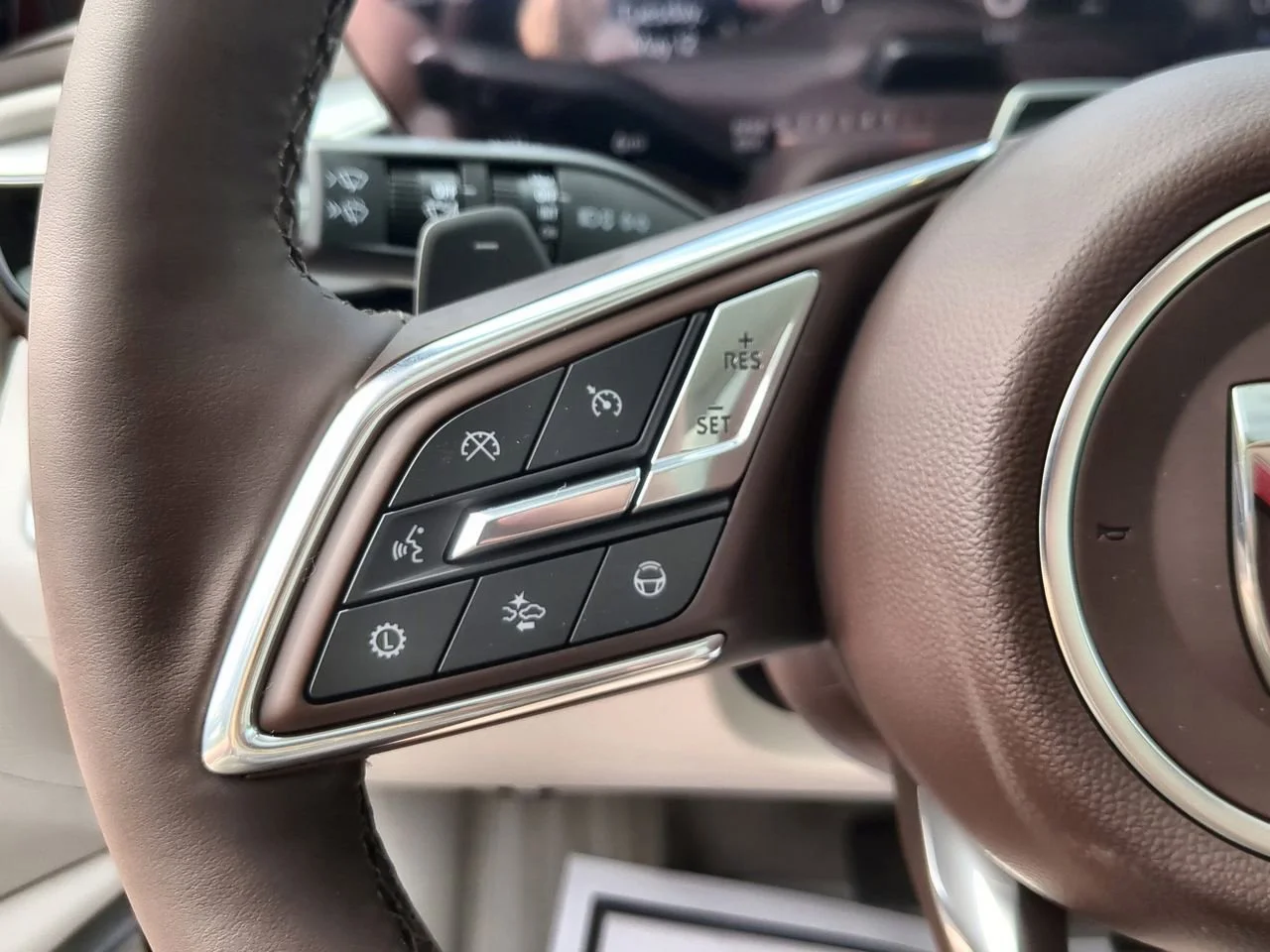 New 2026 Cherry Red Tintcoat Buick Avenir image 36