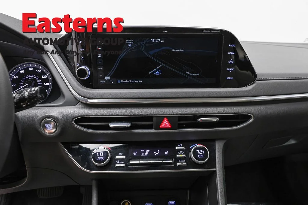 Used 2023 Silver Hyundai SEL image 12