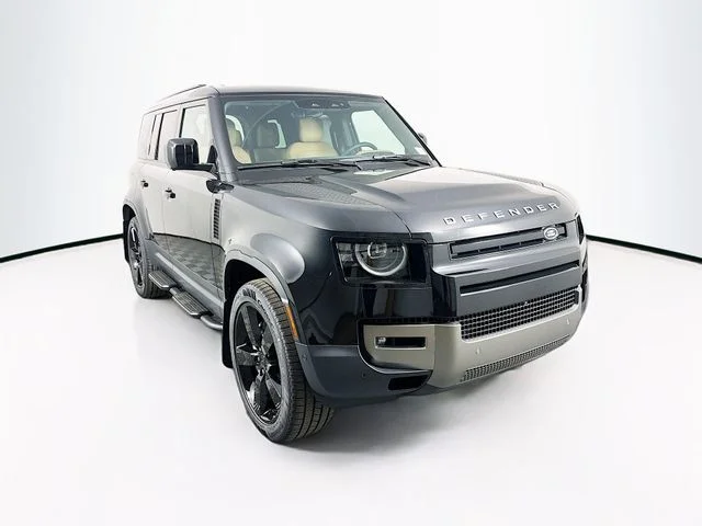 New 2026 Black Land Rover S image 3