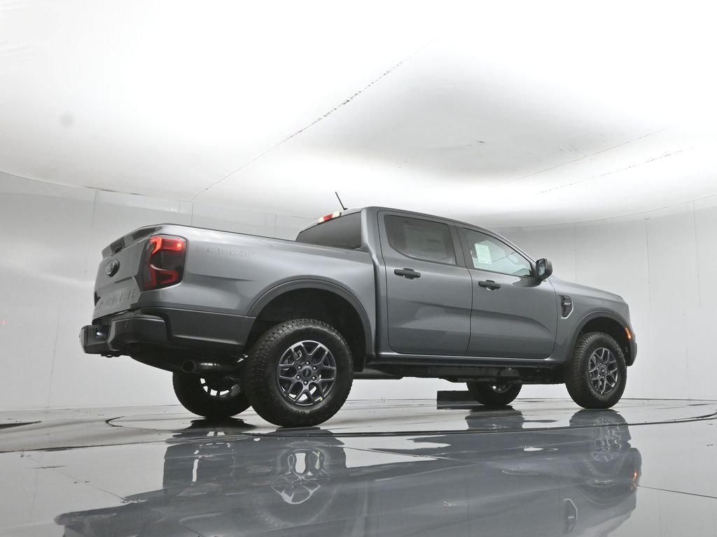 New 2026 Carbonized Gray Metallic Ford XLT image 45