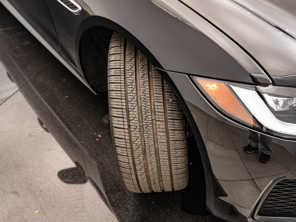 2024 Jaguar XF R-Dynamic SE - Photo 52