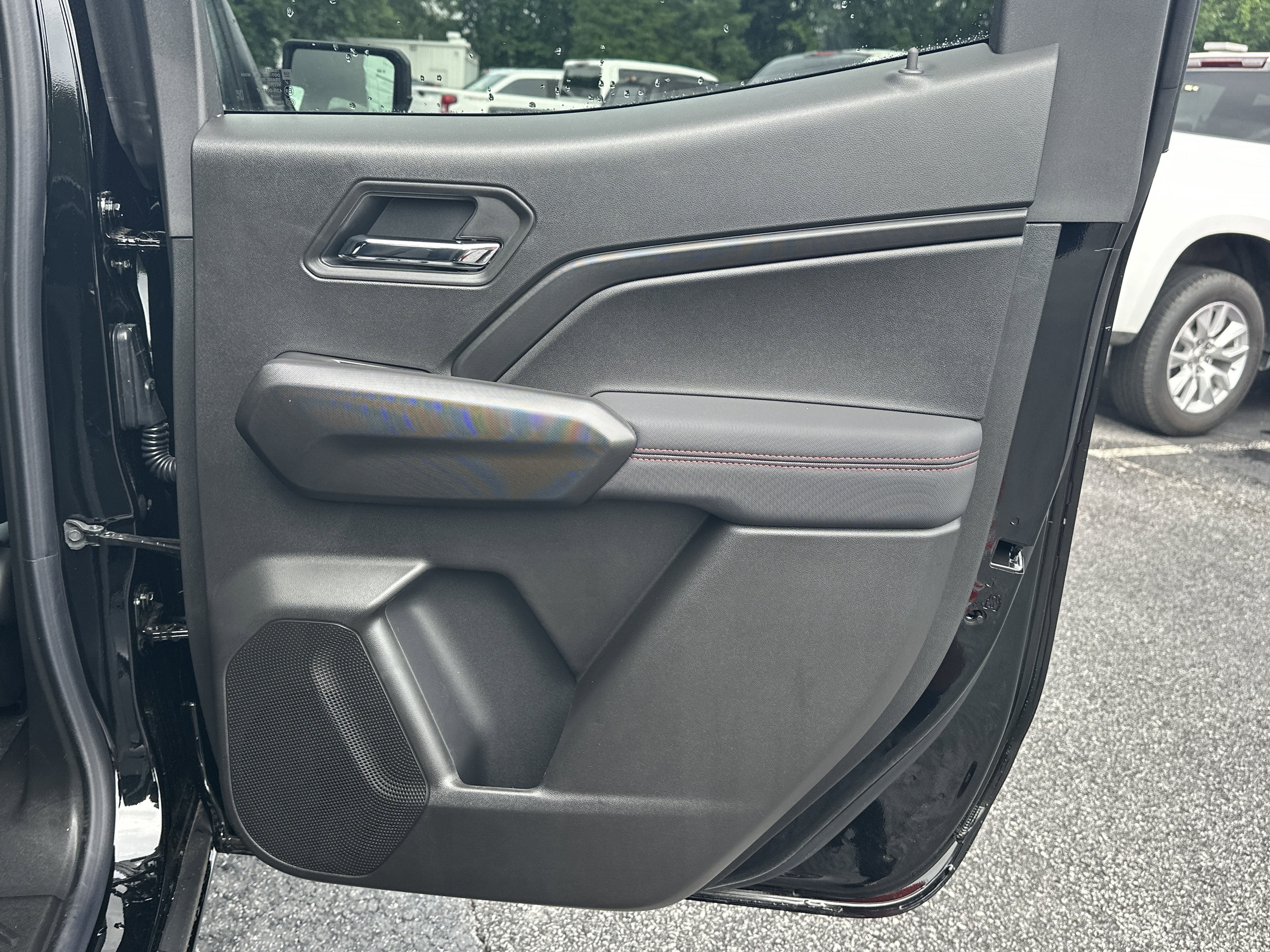 2026 Chevrolet Colorado Z71 - Photo 17