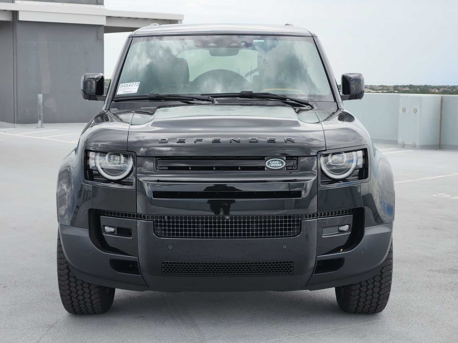 New 2026 Santorini Black LAND ROVER S image 2