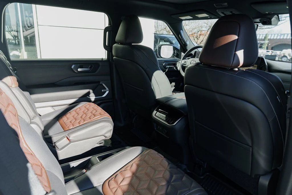 New 2026 Aspen White TriCoat Nissan Platinum image 26