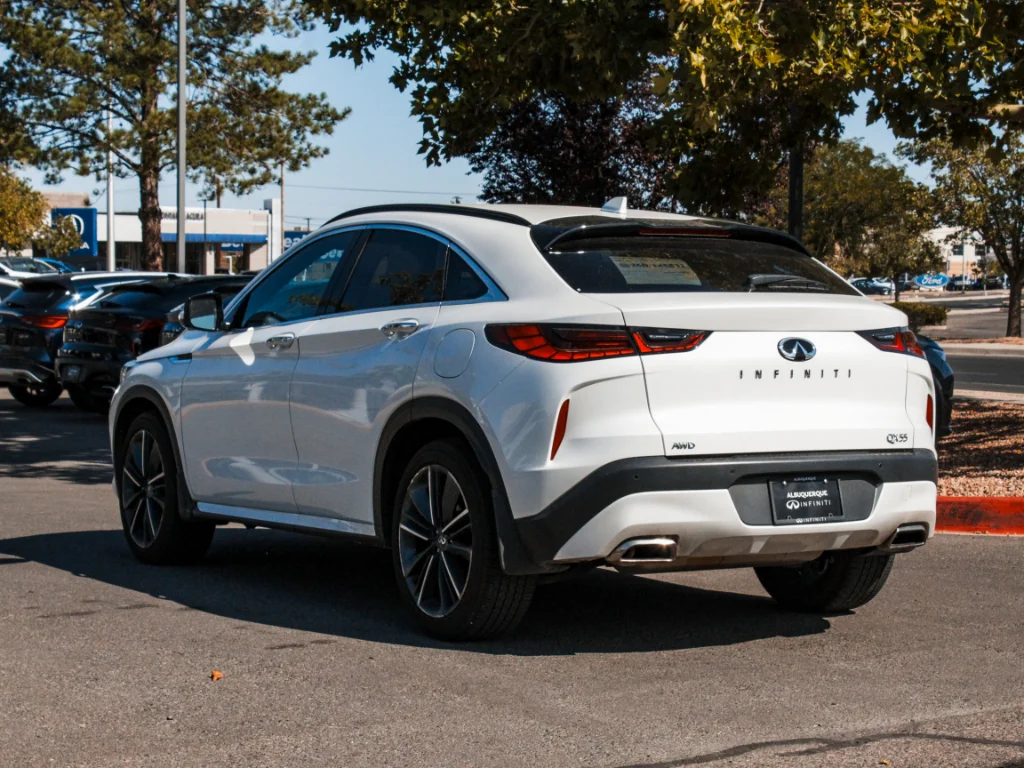 Used 2025 Radiant White INFINITI SENSORY image 7