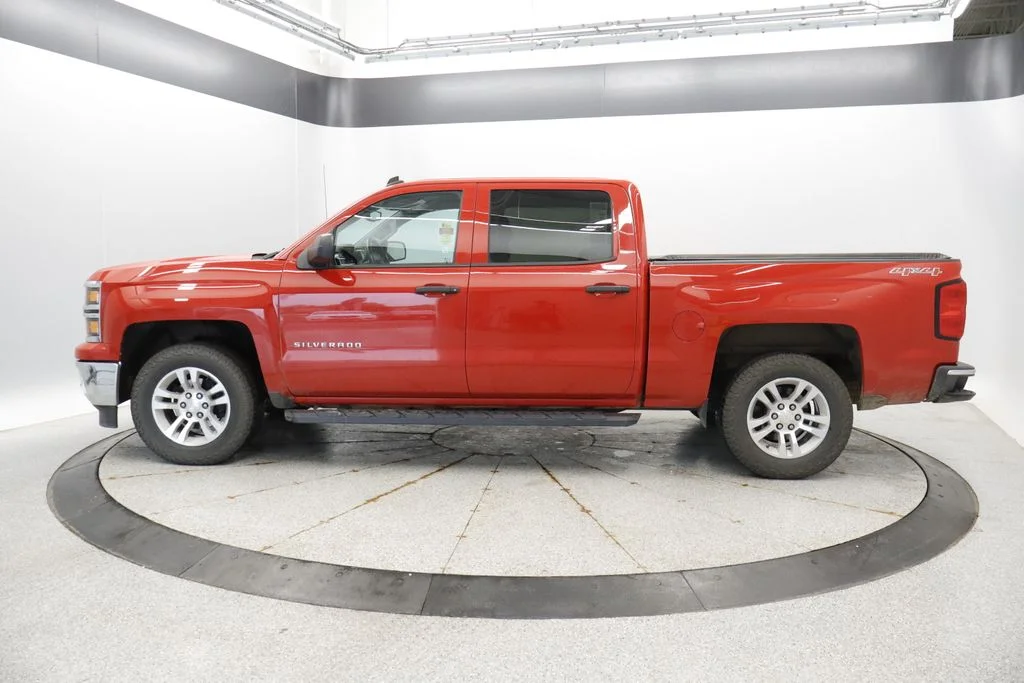 Used 2014 Chevrolet Silverado 1500 LT with VIN 3GCUKREC4EG343707 for sale in Coon Rapids, Minnesota