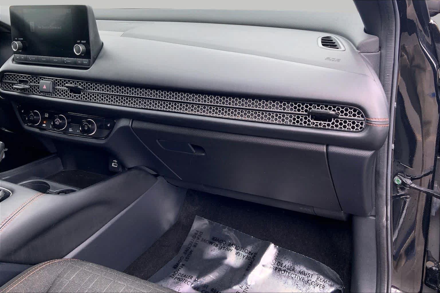 2025 Honda HR-V Sport - Photo 19