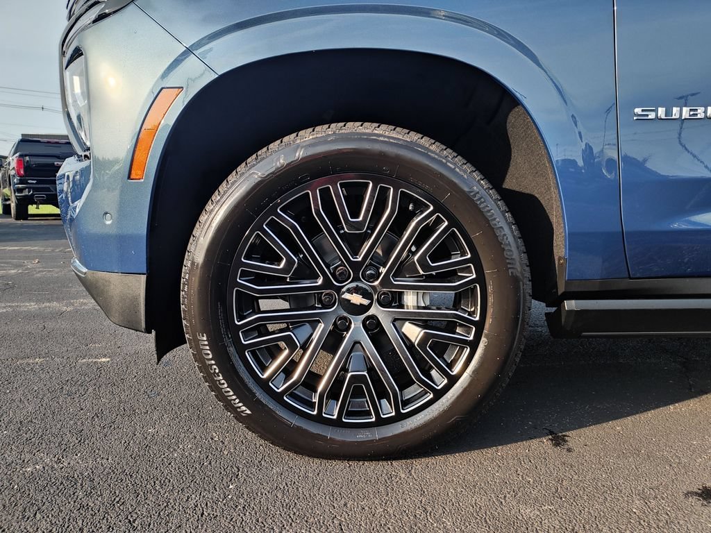2026 Chevrolet Suburban High Country - Photo 9