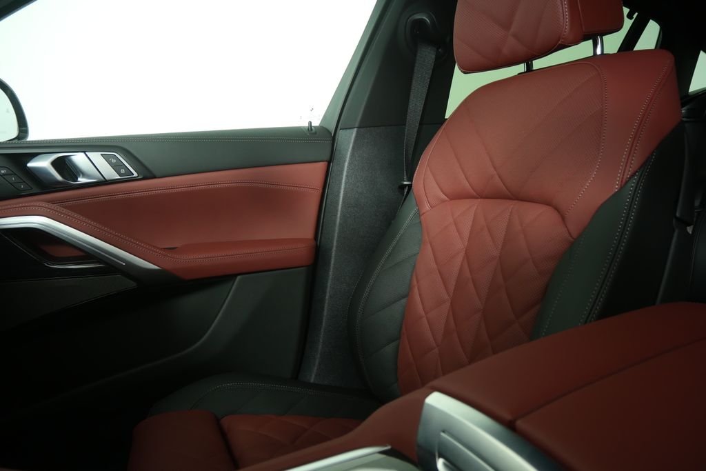 New 2027 Brooklyn Grey Metallic BMW xDrive40i image 21