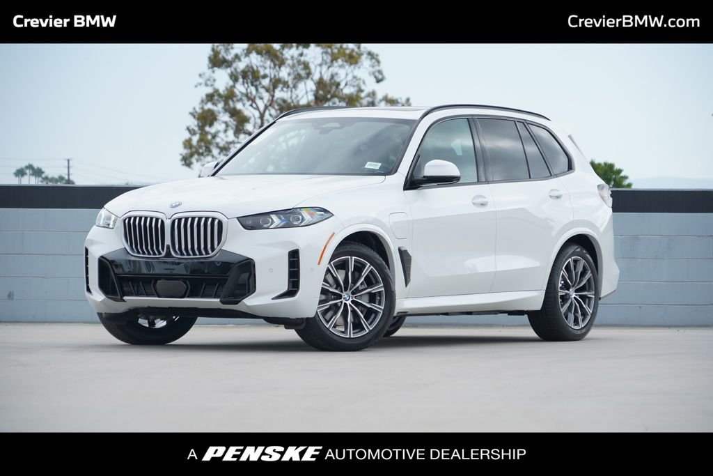 New 2026 Mineral White Metallic BMW xDrive50e image 1
