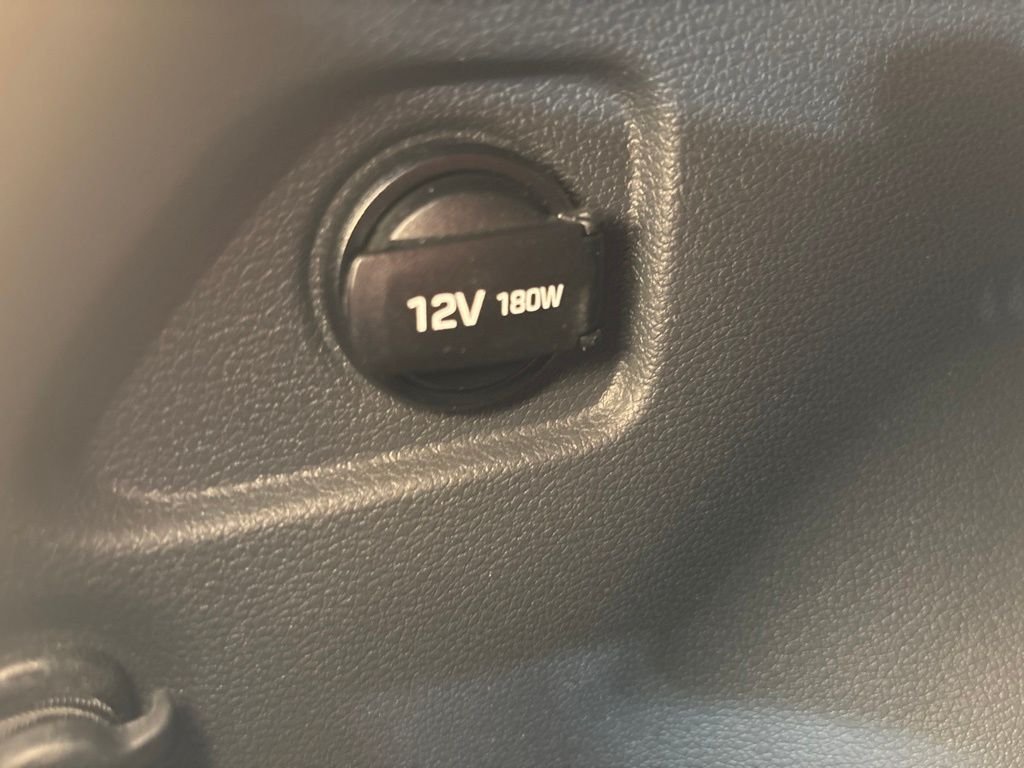 Used 2020 Silver Hyundai Value image 26