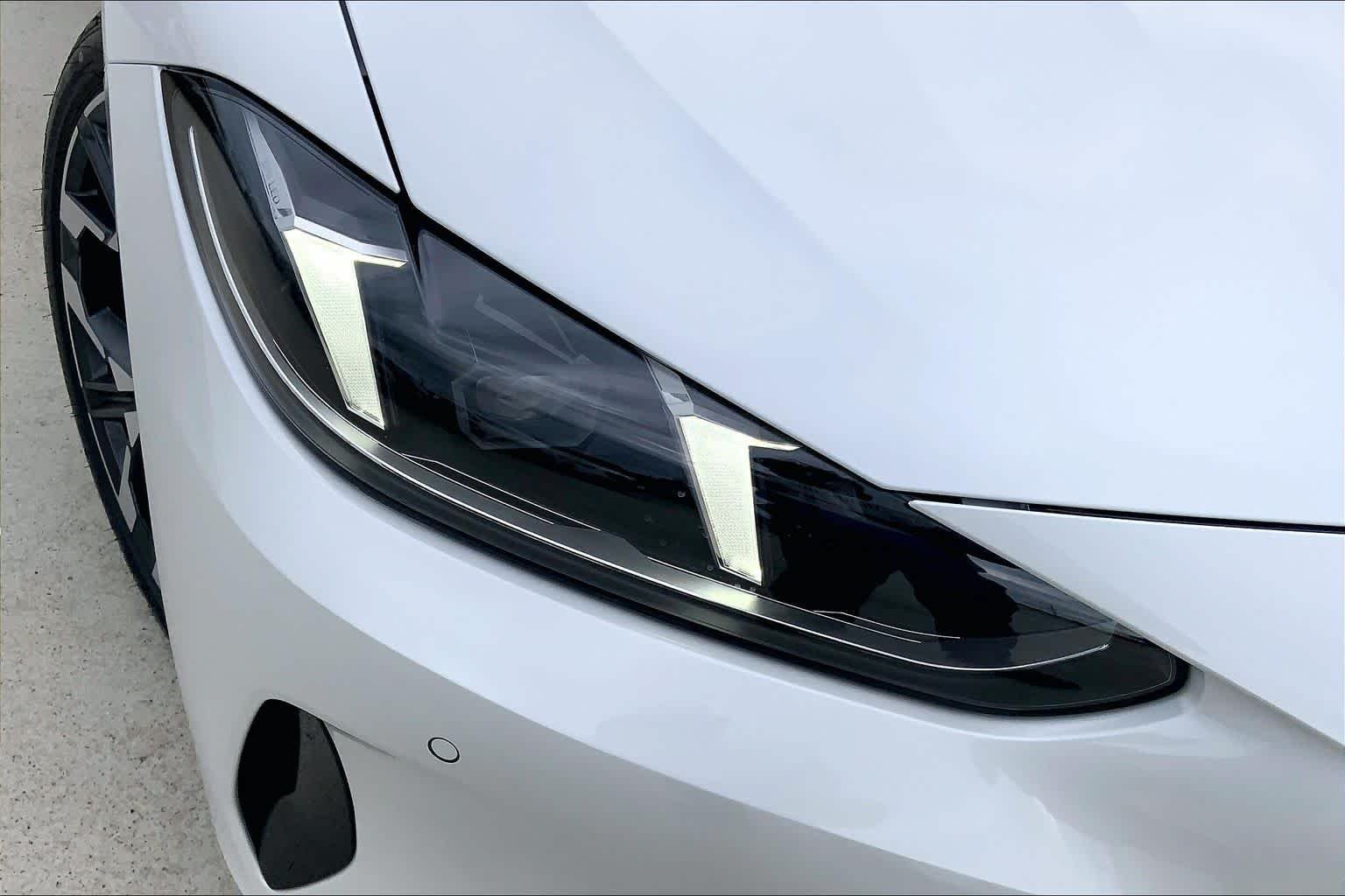 Used 2026 Mineral White Metallic BMW 430i image 39