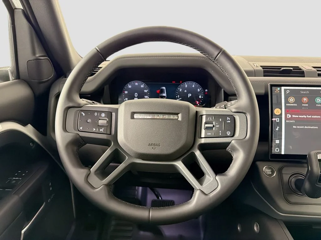 New 2026 Fuji White Land Rover X-Dynamic SE image 24