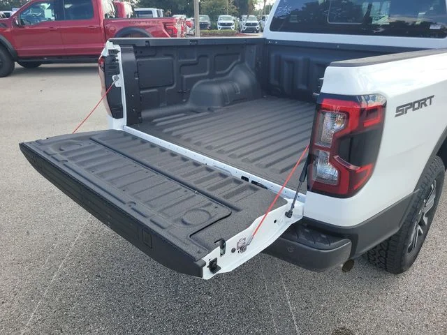 New 2026 Oxford White Ford Lariat image 10