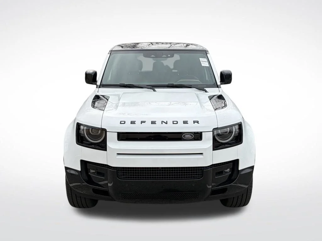 New 2026 Fuji White Land Rover V8 image 2