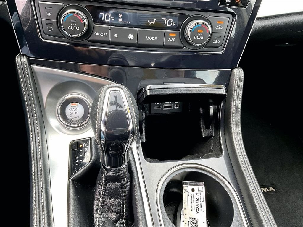 Used 2019 Gray Nissan 3.5 SV image 27