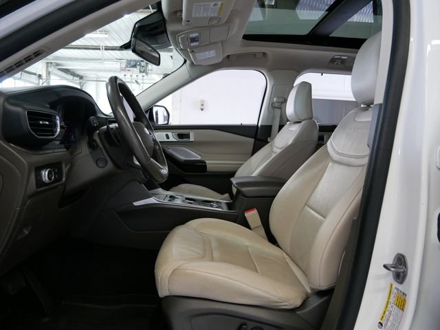 Certified Used 2021 White Metallic Ford Platinum image 7