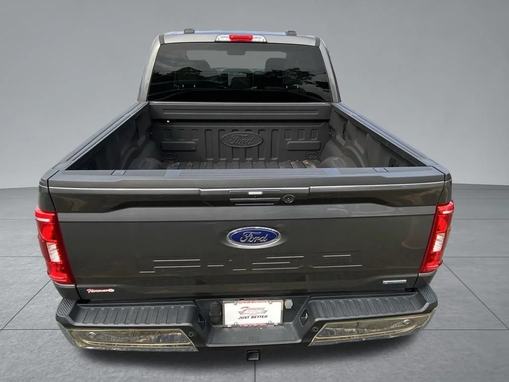 Used 2023 Gray Ford XLT image 12