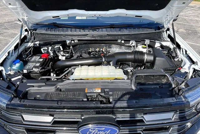 Used 2025 White Metallic Ford Active image 31