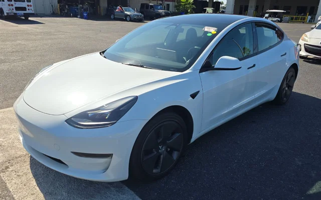 2023 Tesla Model 3 Base