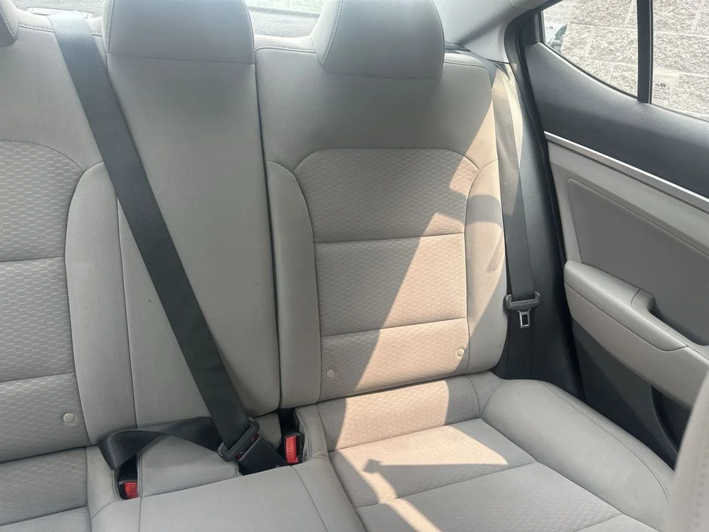 Used 2020 Silver Hyundai SEL image 14