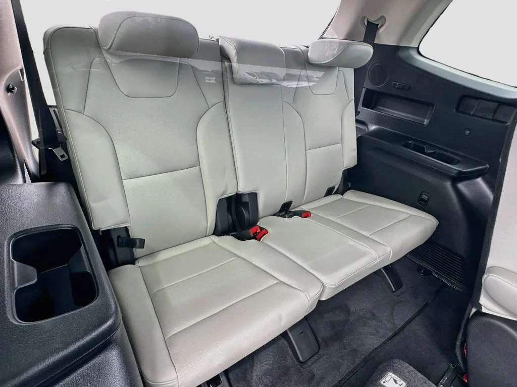 Certified Used 2024 Silver Kia SX image 29