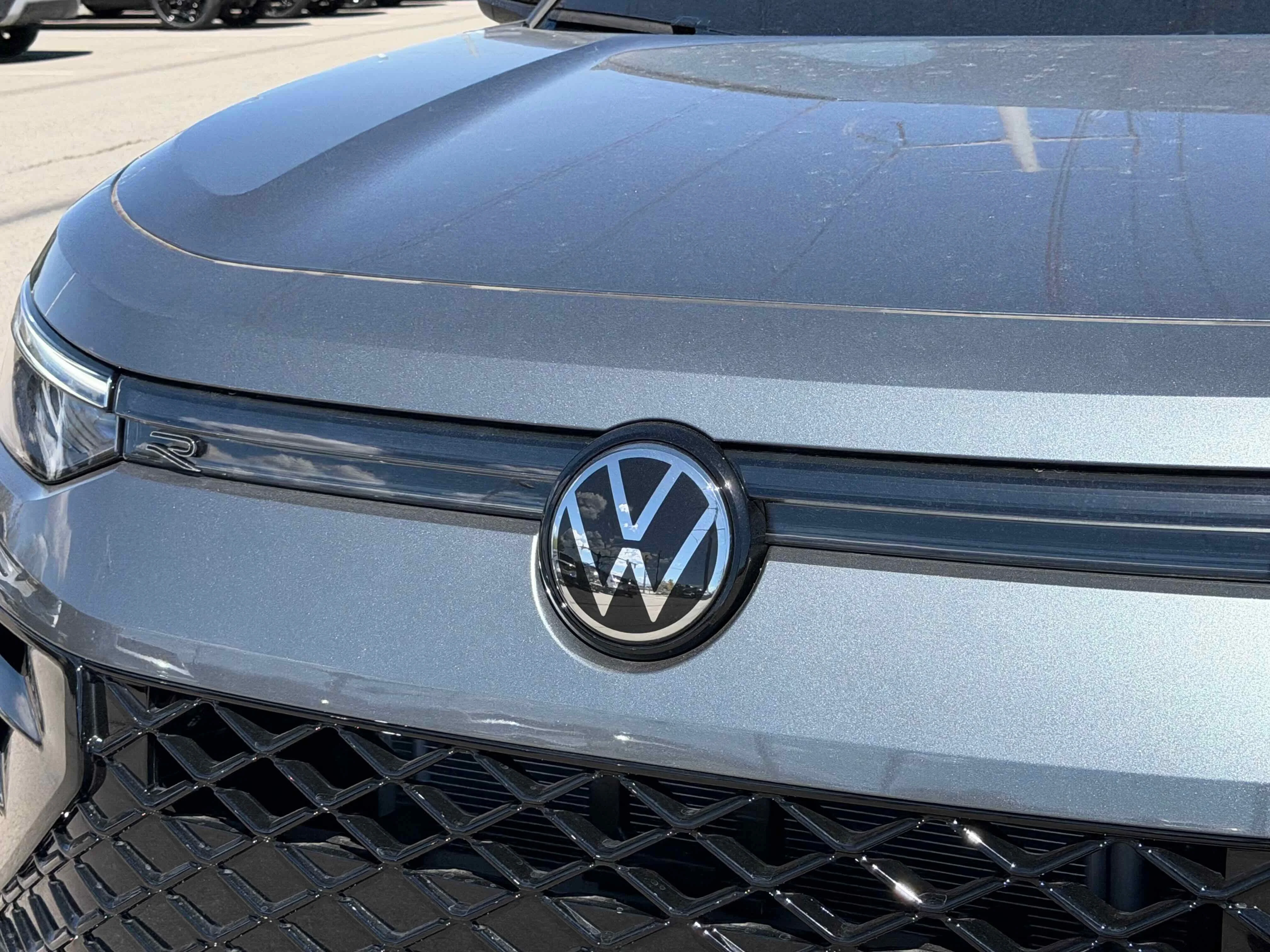 New 2026 Platinum Gray Volkswagen SE R-Line Black image 11