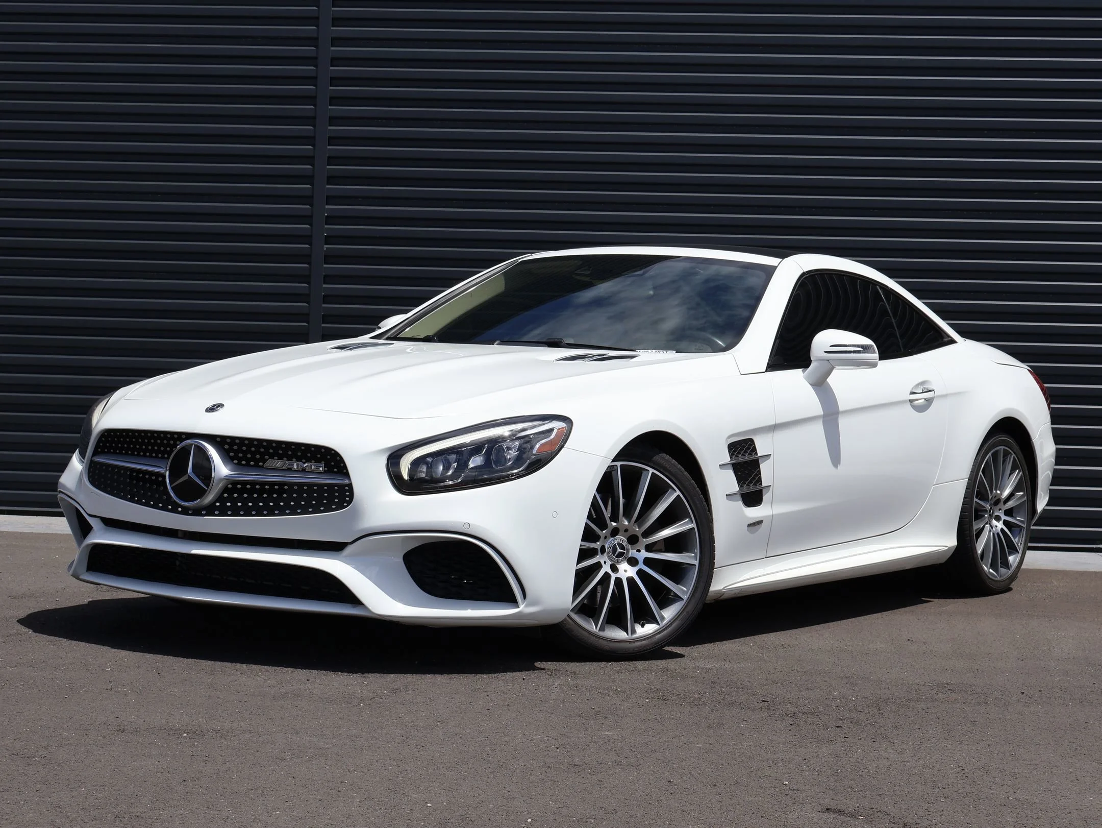 2018 Mercedes-Benz SL SL550's photo