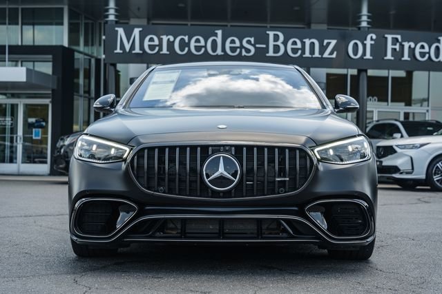 Certified Used 2025 Obsidian Black Metallic Mercedes-Benz S 63 E AMG® image 2