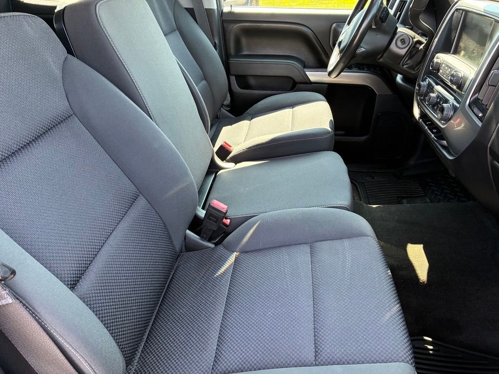 Used 2017 Black Chevrolet LT image 44