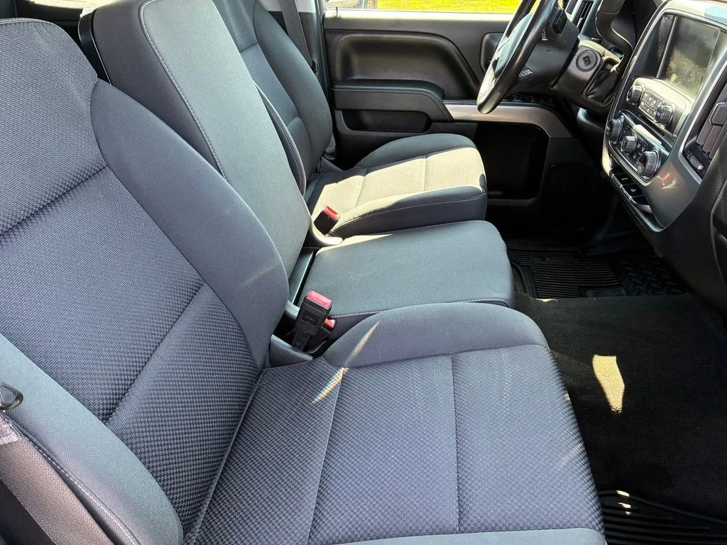Used 2017 Black Chevrolet LT image 44