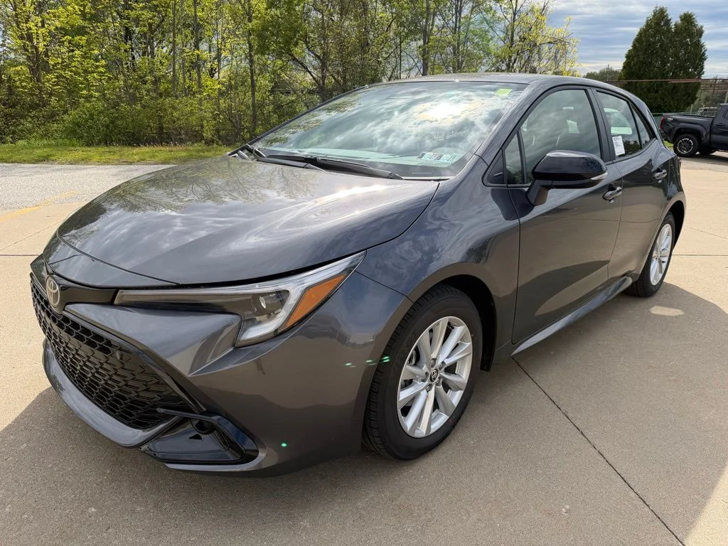2026 Toyota Corolla SE CVT's photo