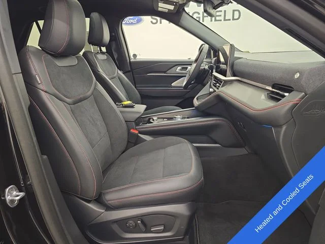 New 2026 Agate Black Metallic Ford ST image 10