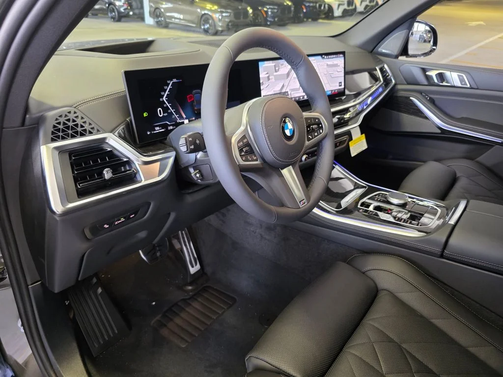 New 2026 Manhattan Green Metallic BMW sDrive40i image 15