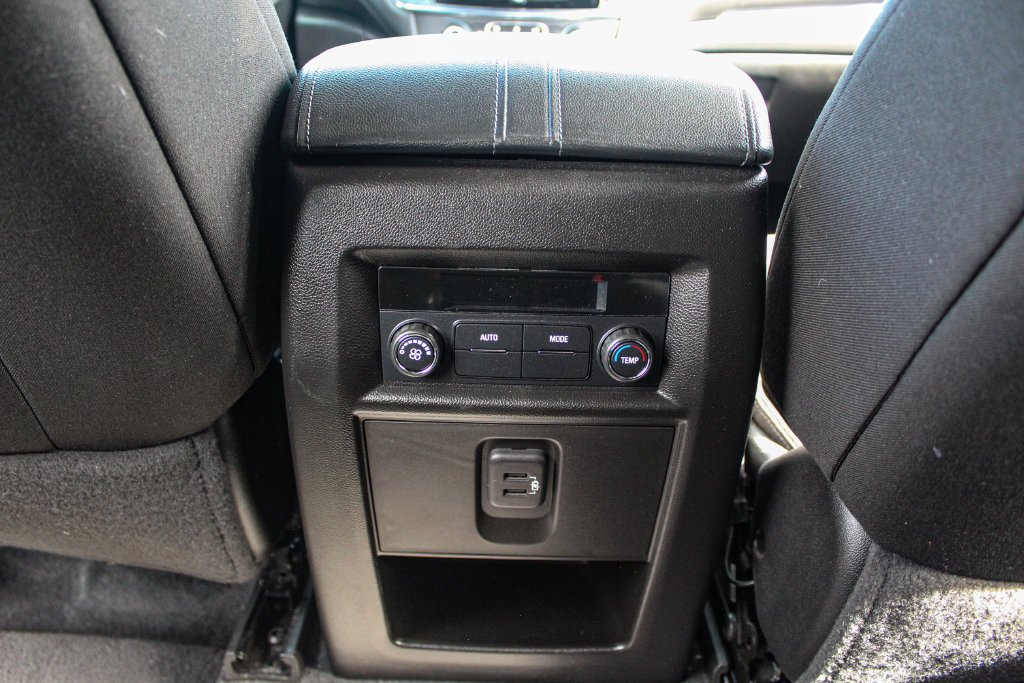 Used 2023 MOSAIC BLACK METALLIC Chevrolet LT Cloth image 22