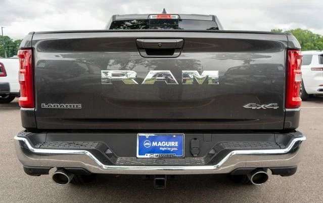 New 2026 Granite Crystal Metallic Clear-Coat Exterior Paint RAM Laramie image 6