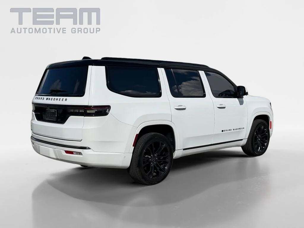 Used 2022 White Jeep Series II image 7