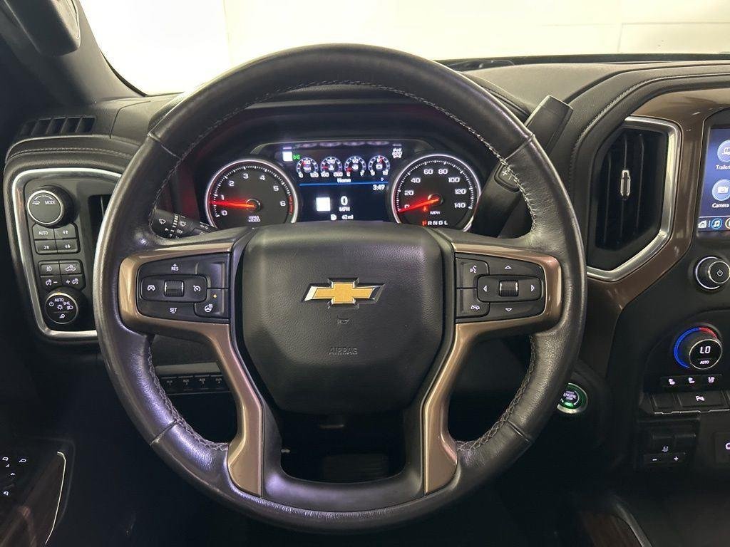 Used 2022 Greenstone Metallic Chevrolet High Country image 37
