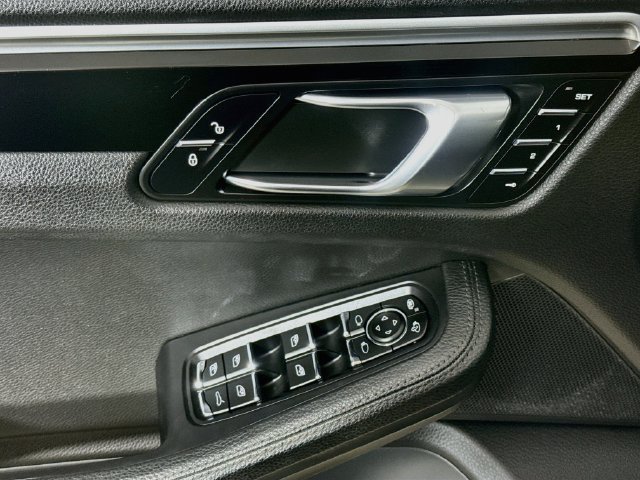 Used 2018 Black Porsche S image 18