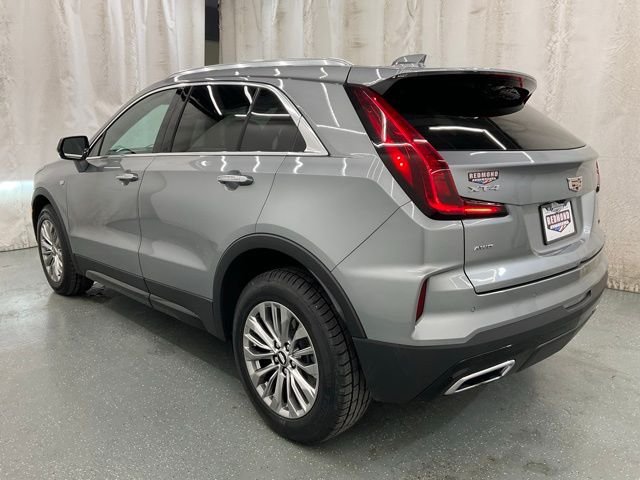 Used 2024 Silver Cadillac Premium Luxury image 5