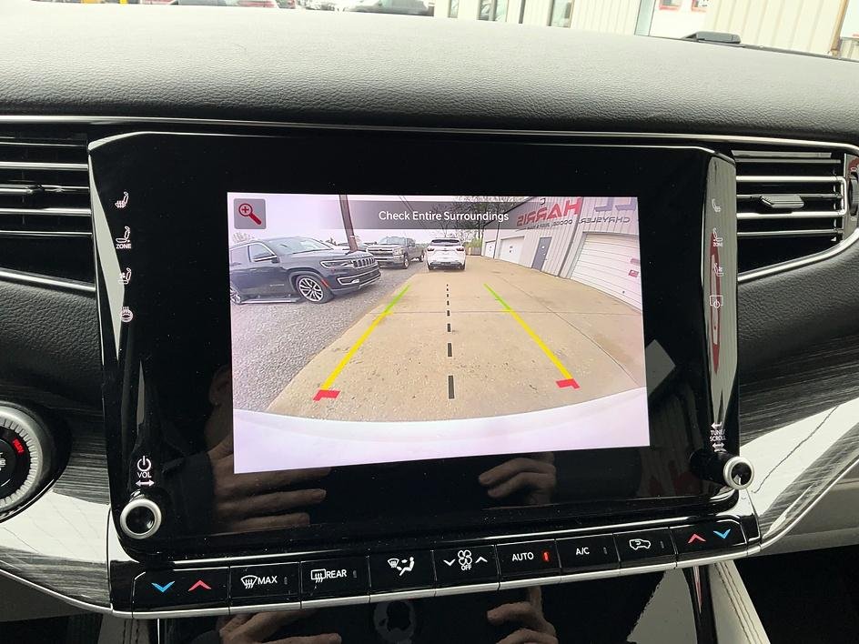 2022 Jeep Wagoneer Series III - Photo 20