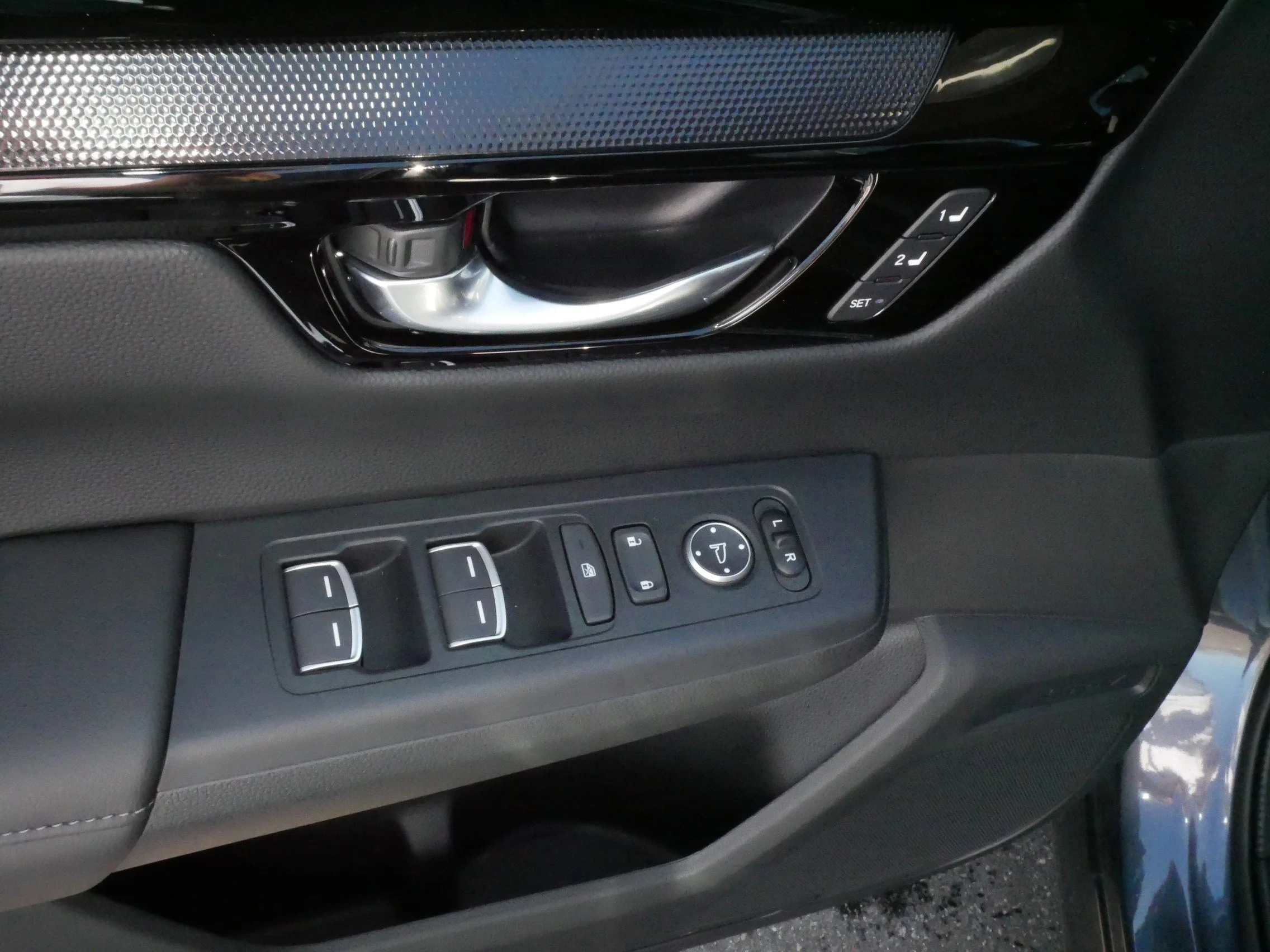 2026 Honda CR-V EX-L - Photo 19
