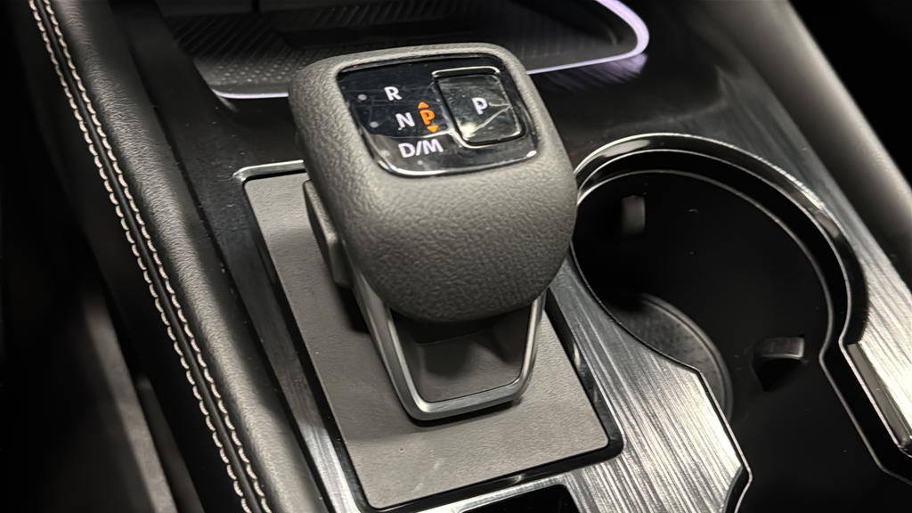 Used 2023 Super Black Nissan Platinum image 19