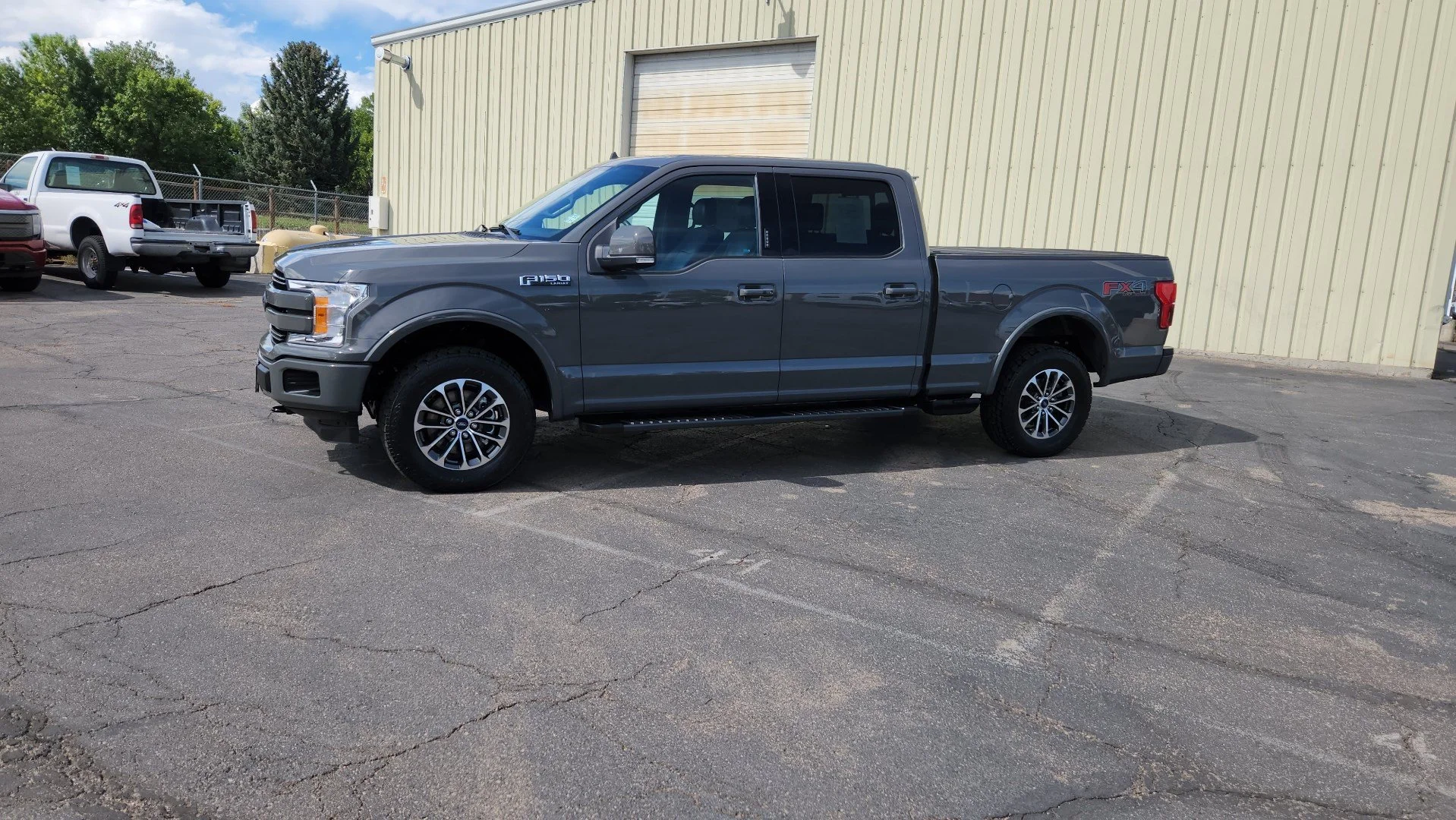 Certified Used 2018 Lead Foot Ford LARIAT image 4